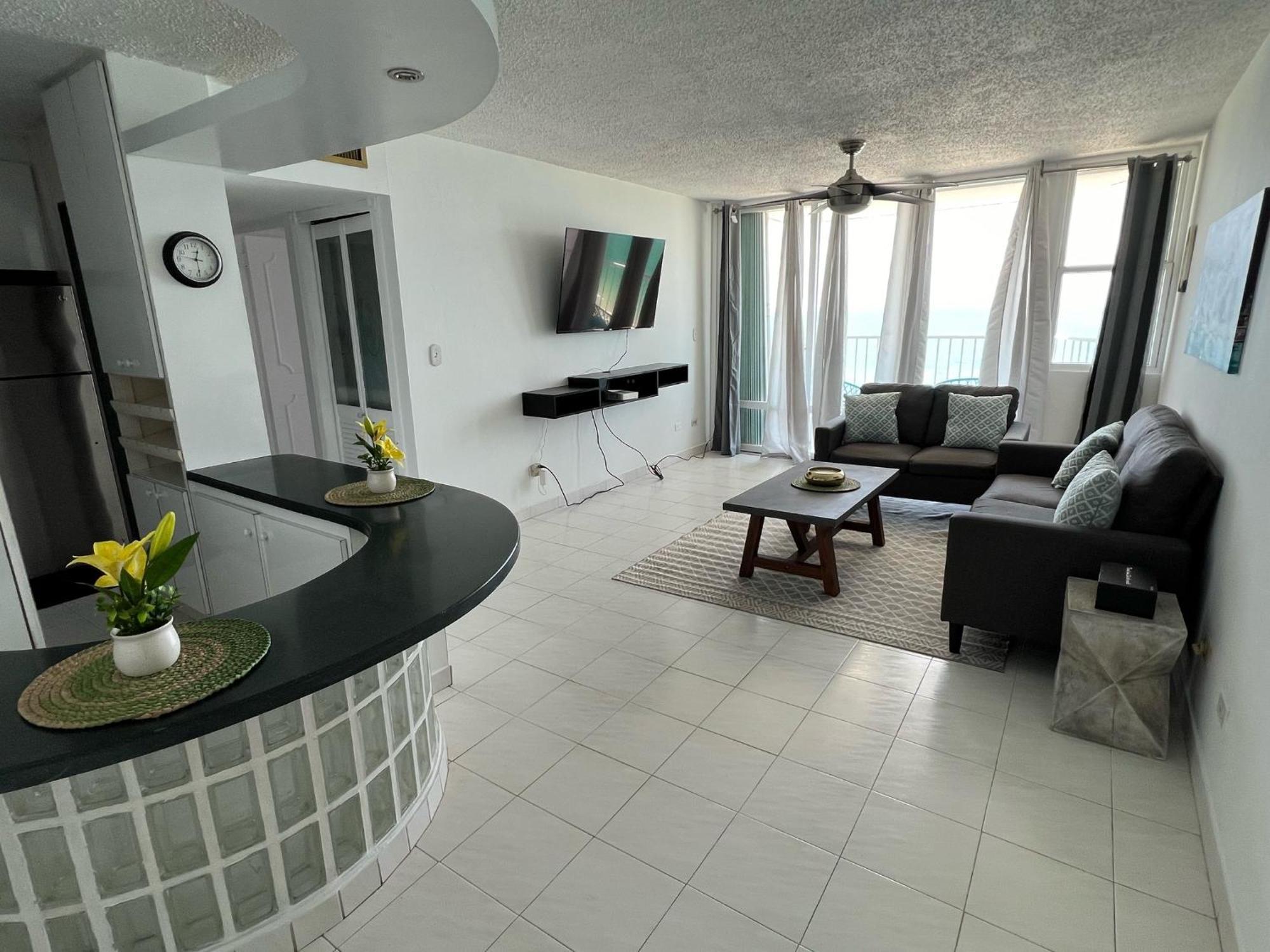 Gorgeous Ocean View 1Br W/Beach Acess & Pool Apartment San Juan Exterior photo